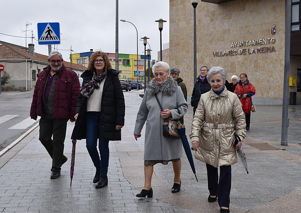 Imagen secundaria 1 - Las mujeres de Villares de la Reina, fieles con las citas en honor a Santa Águeda