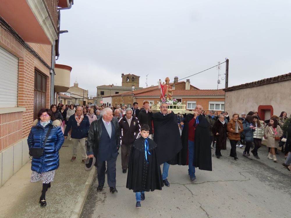 Babilafuente celebra San Blas con misa y bailes charros