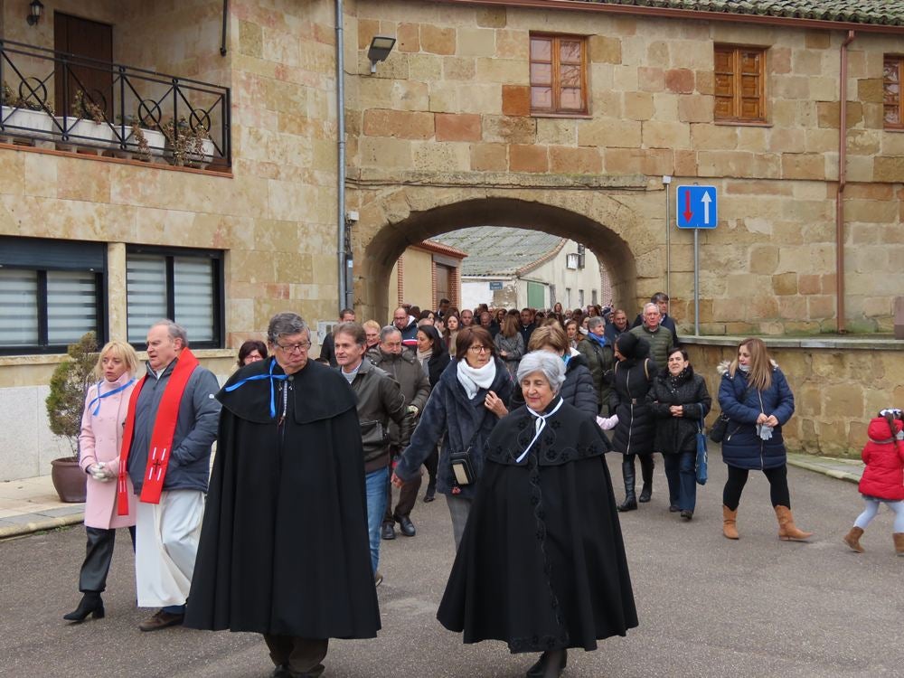 Babilafuente celebra San Blas con misa y bailes charros