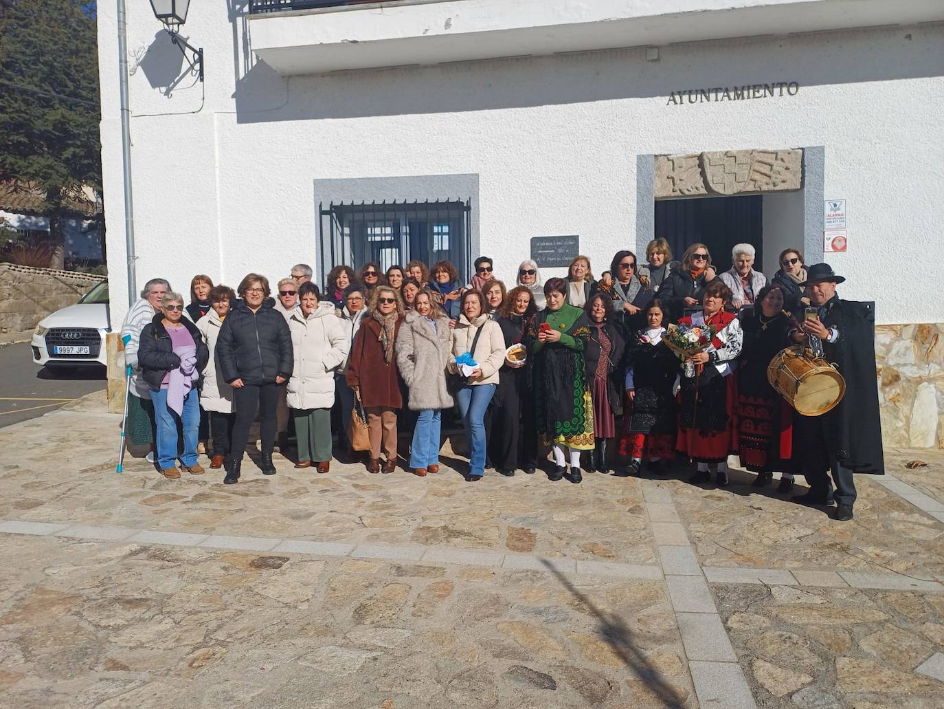 Las mujeres de Puente del Congosto se mantienen fieles a la festividad de las águedas