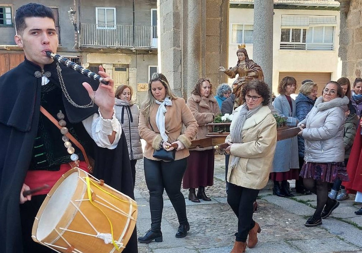 San Esteban de la Sierra honra a Santa Águeda