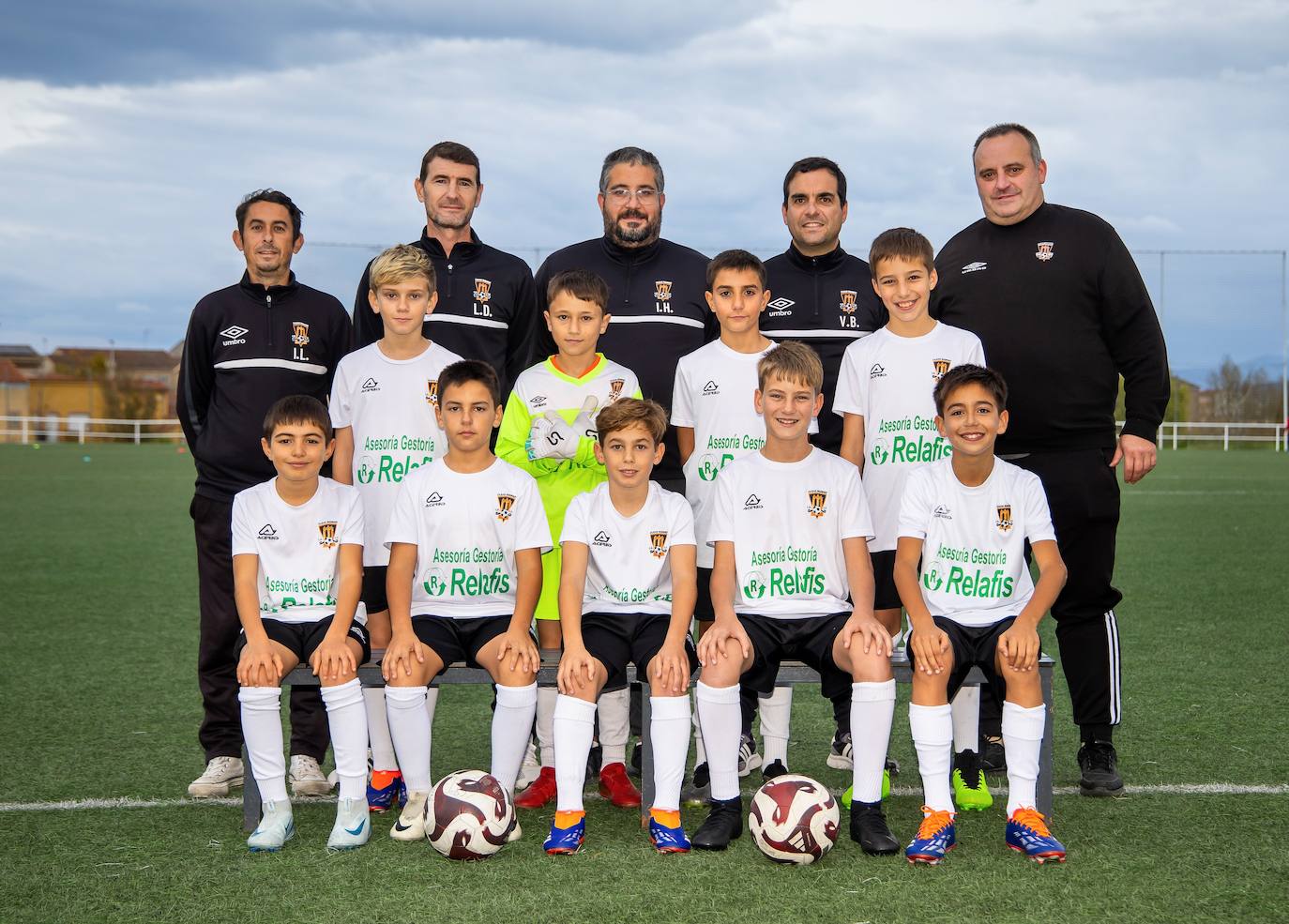 Arriba (de izquierda a derecha): Ioan (delegado), Luis (entrenador), Iban (delegado), Víctor (delegado) y Joaquín Chanca (delegado). Medio (de izquierda a derecha): Iván, Jaime, Javier y Luis. Abajo (de izquierda a derecha): Martín, Marco, Juan, Asier y Enzo.