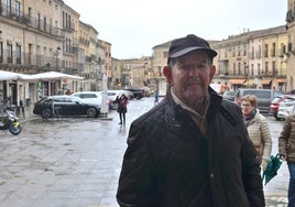 Serafín Bernal, en la Plaza Mayor de Ciudad Rodrigo.