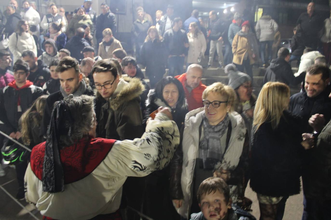 Guijuelo disfruta de su matanza nocturna