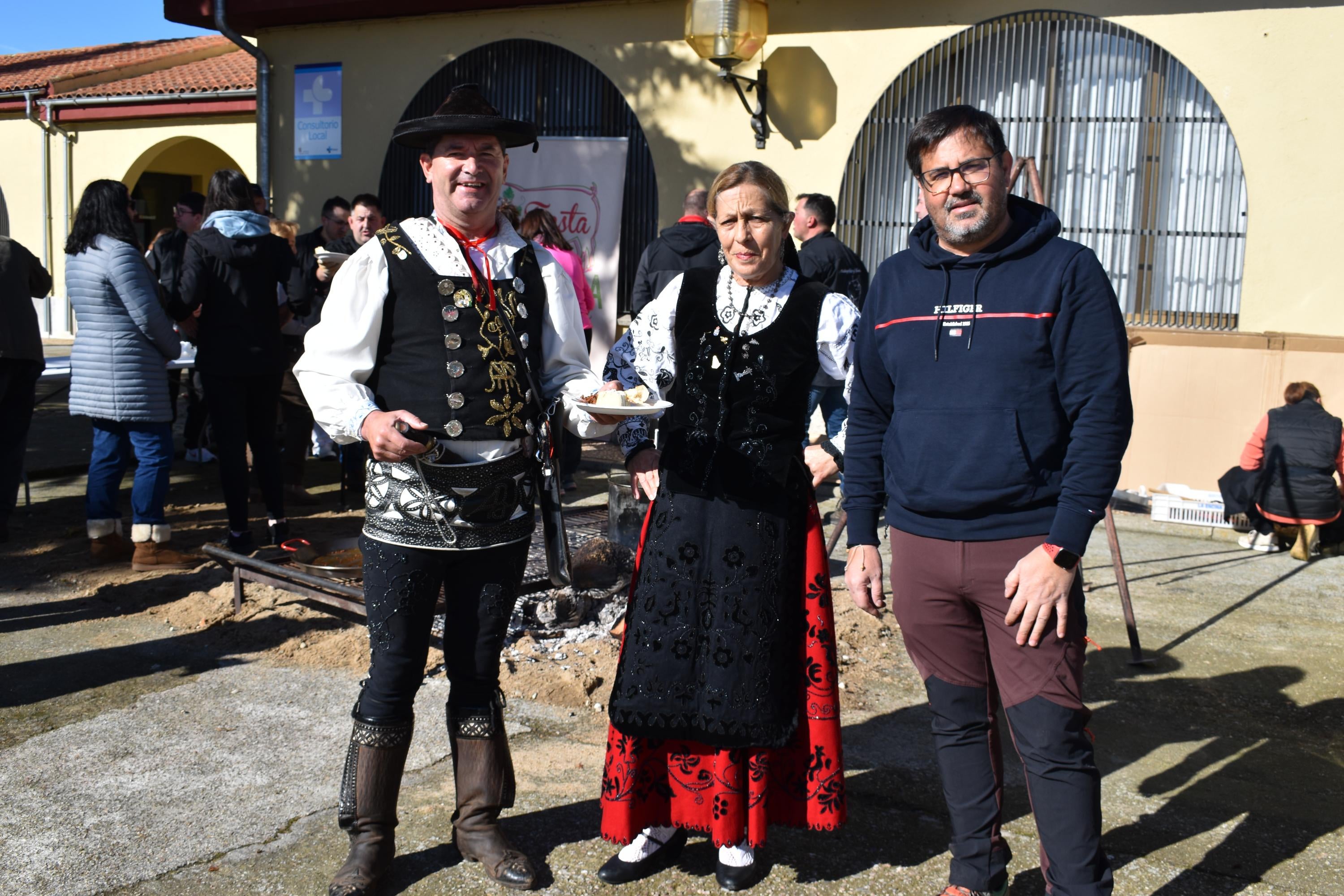 Sieteiglesias de Tormes celebra la matanza con un cerdo de 160 kilos