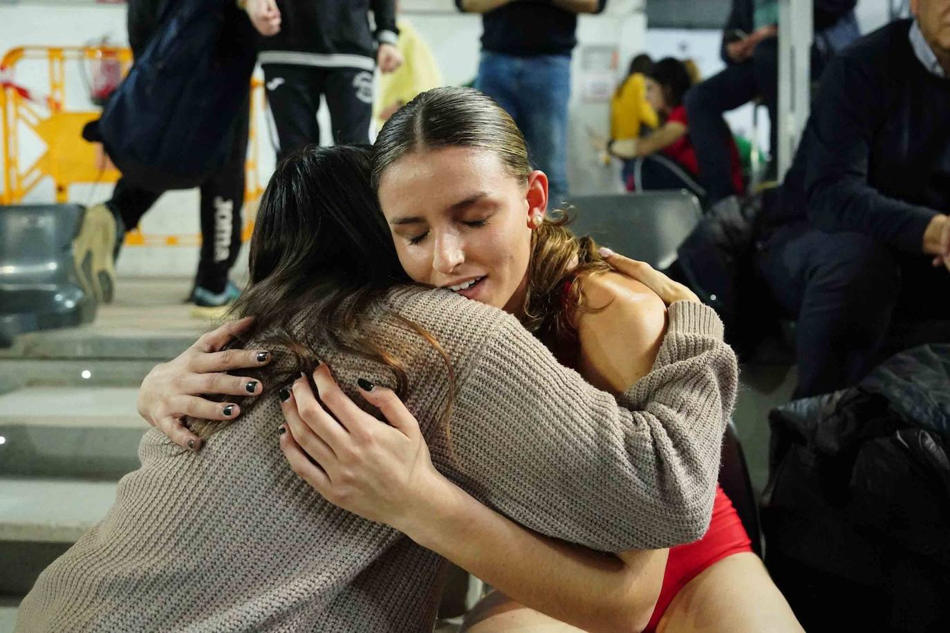 Las mejores imágenes de una gran tarde de atletismo culminada con el carrerón de Eva Santidrián