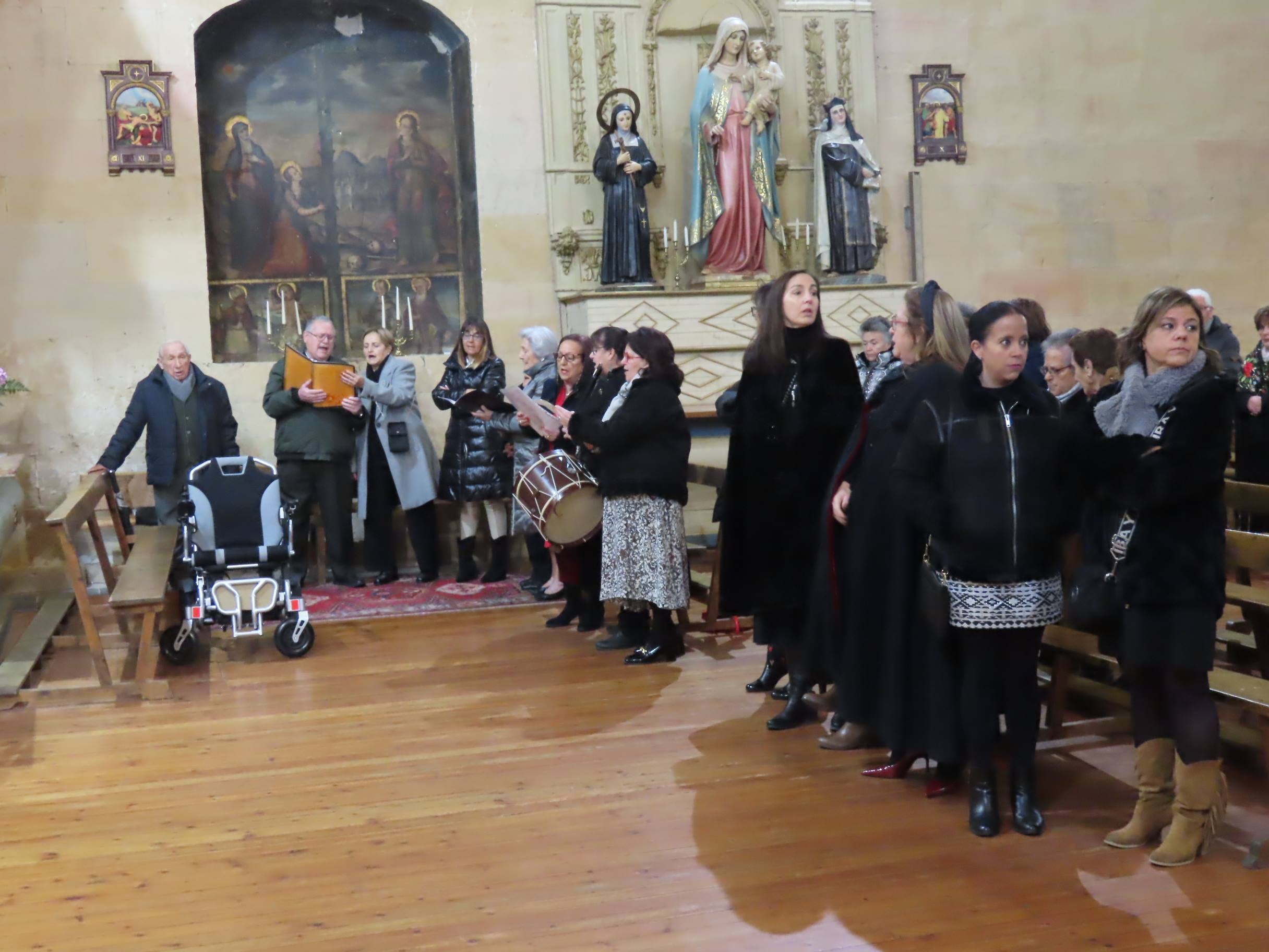 Una aguedera mayor, 63 mujeres y 14 mayordomas en Babilafuente