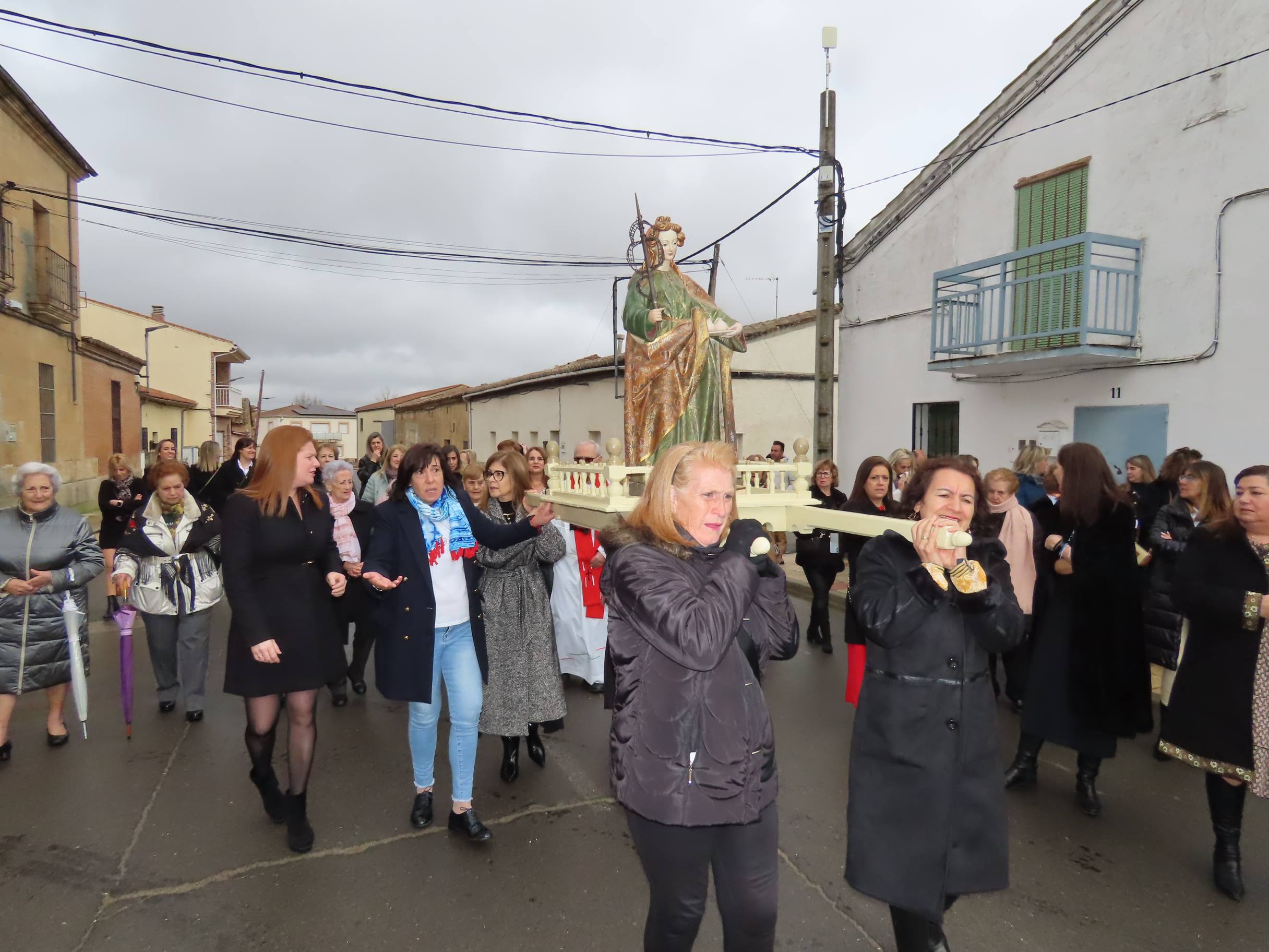 Una aguedera mayor, 63 mujeres y 14 mayordomas en Babilafuente