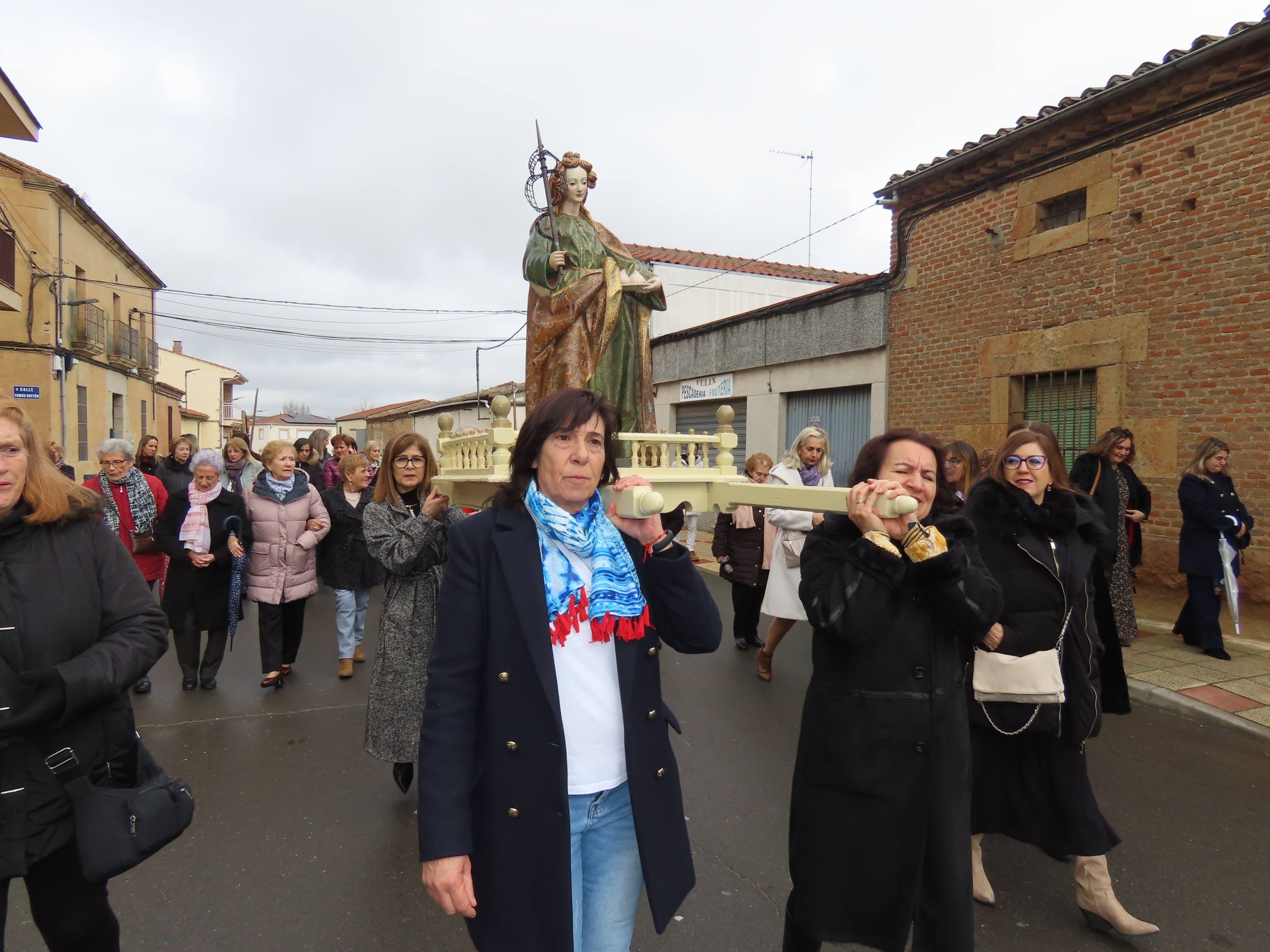 Una aguedera mayor, 63 mujeres y 14 mayordomas en Babilafuente