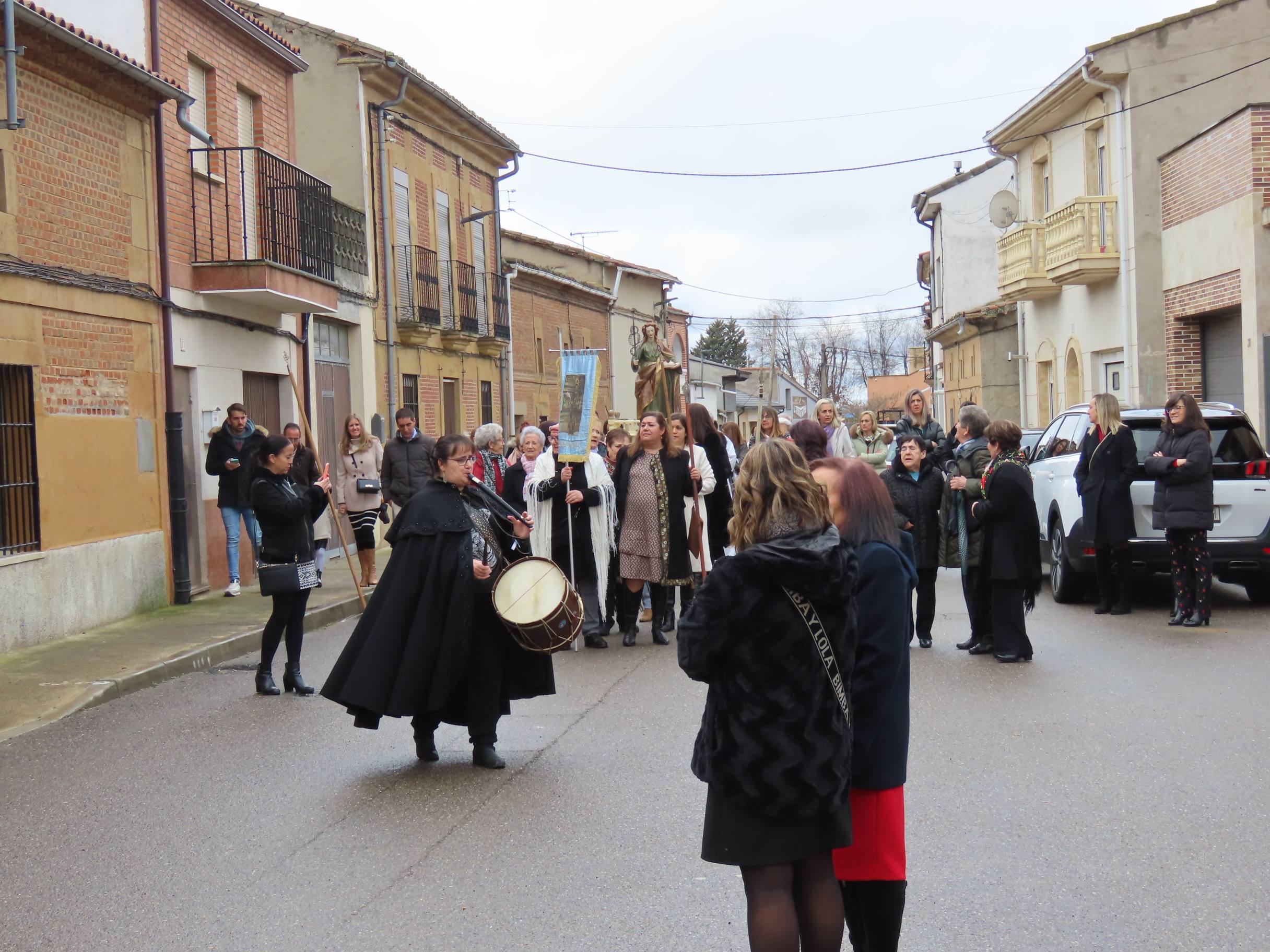 Una aguedera mayor, 63 mujeres y 14 mayordomas en Babilafuente