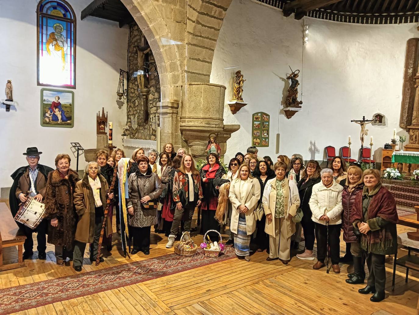 Animada celebración de las águedas en Linares de Riofrío