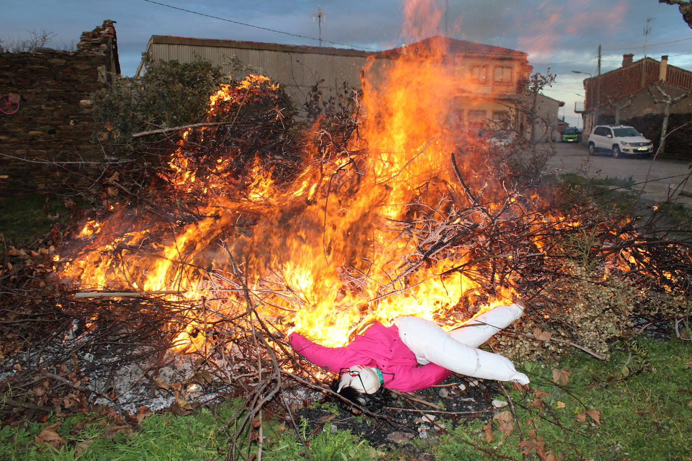 Aldeavieja de Tormes celebra su fiesta en honor a Santa Águeda