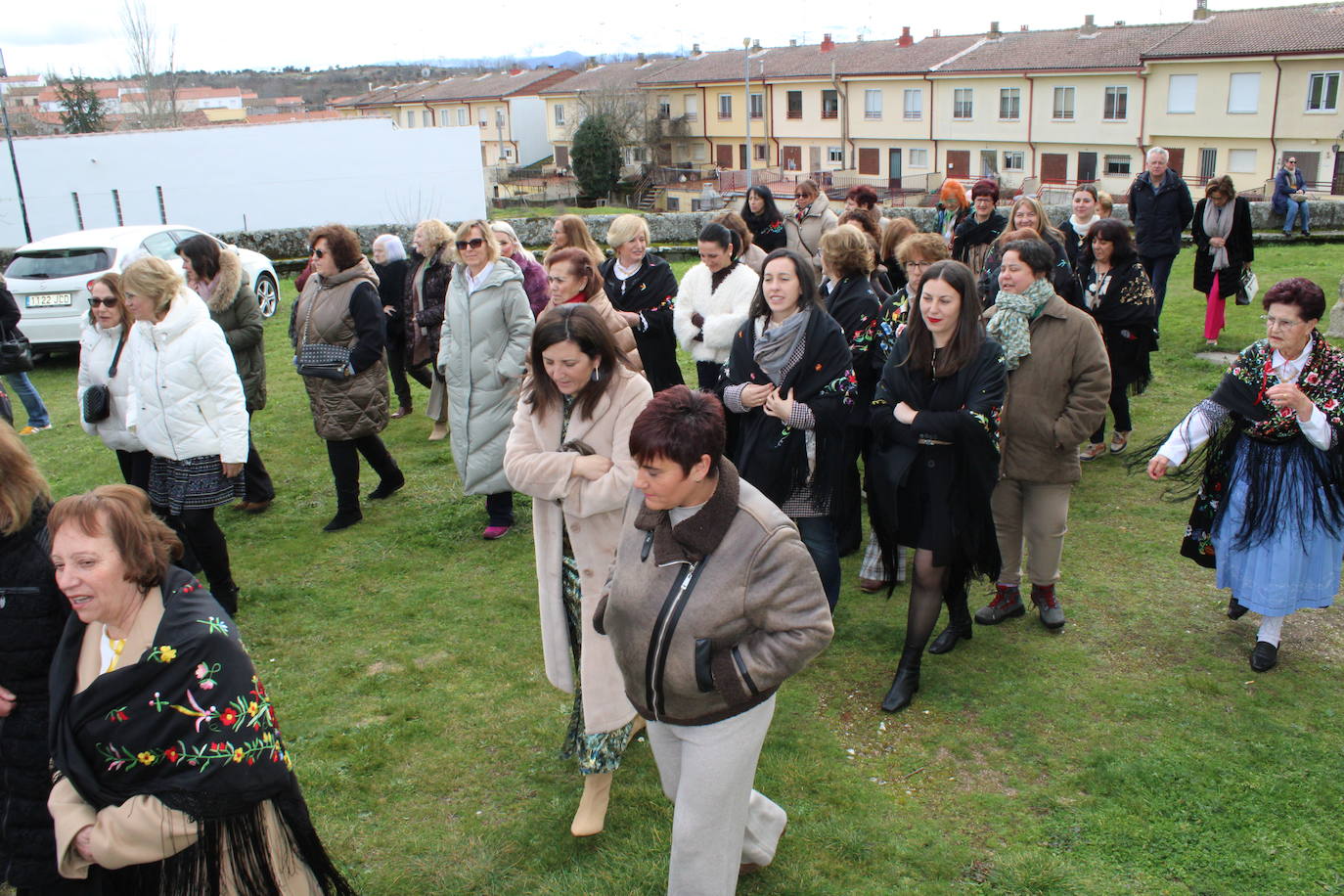 Las mujeres de Los Santos se vuelcan con las celebraciones en honor a Santa Águeda