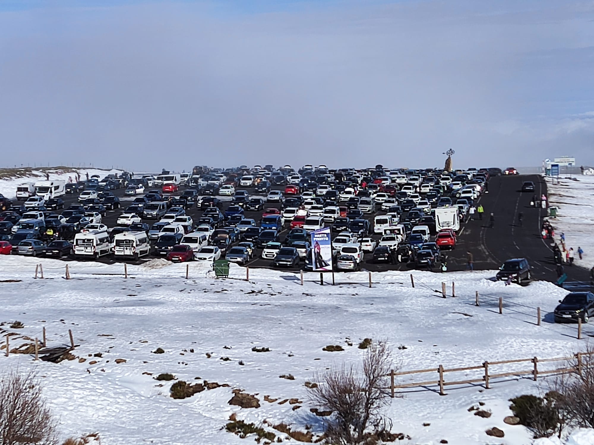 La Covatilla cierra su primer fin de semana de apertura con 3.400 personas para disfrutar de la nieve