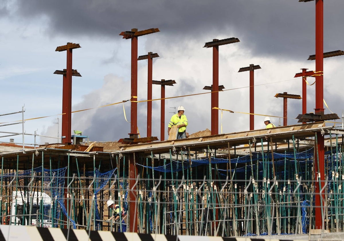 Obras de construcción del centro de salud de Prosperidad.