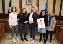 Mayte Hernández, Raquel Calvo, Javier H. Carrión, Adriana López y Maite Crego.