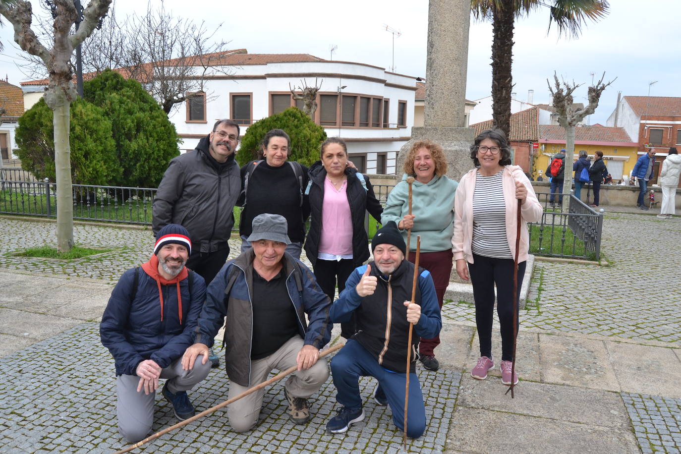 Un bello paseo entre almendros