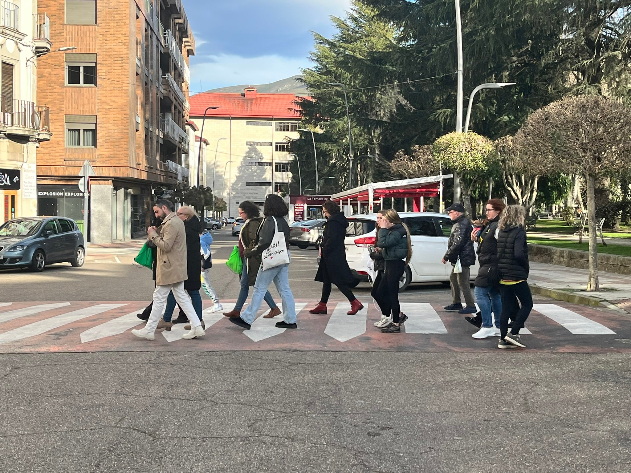 Béjar colabora con la lucha contra el cáncer infantil en la V marcha dorada