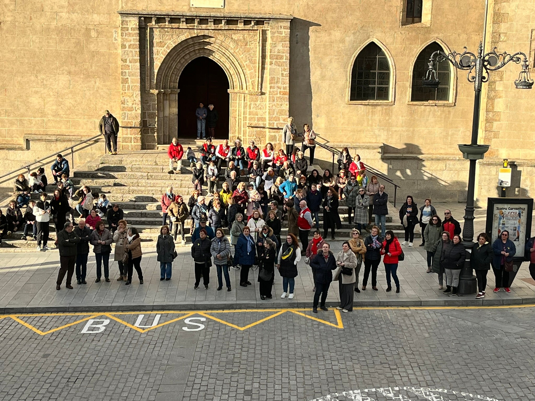 Béjar colabora con la lucha contra el cáncer infantil en la V marcha dorada