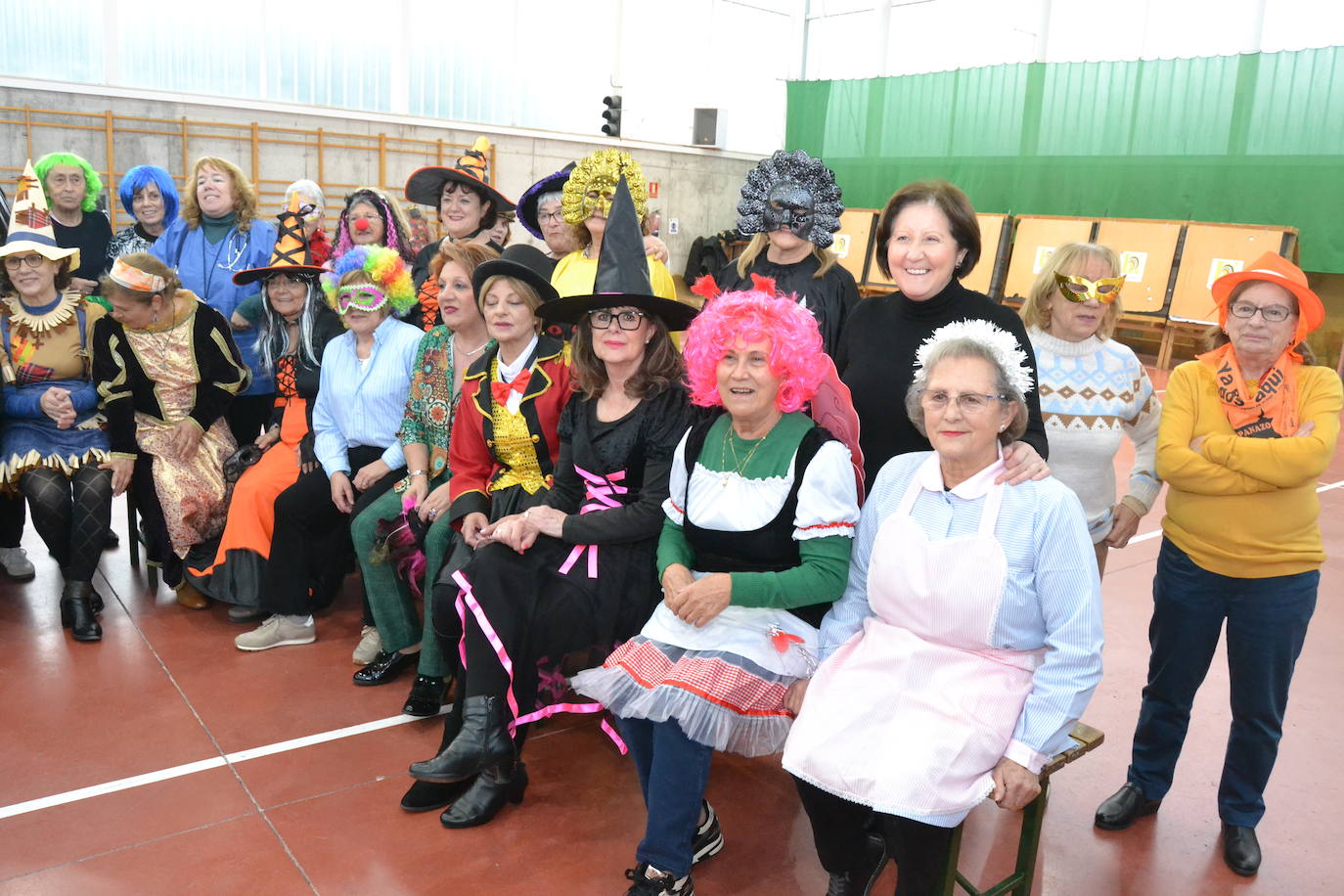 El grupo de mujeres “Amanecer” de Ciudad Rodrigo vive su fiesta de Carnaval