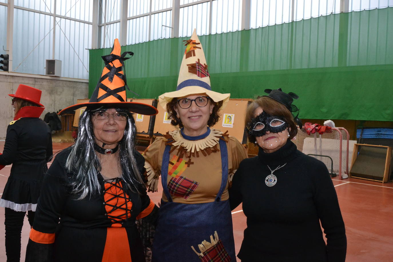 El grupo de mujeres “Amanecer” de Ciudad Rodrigo vive su fiesta de Carnaval