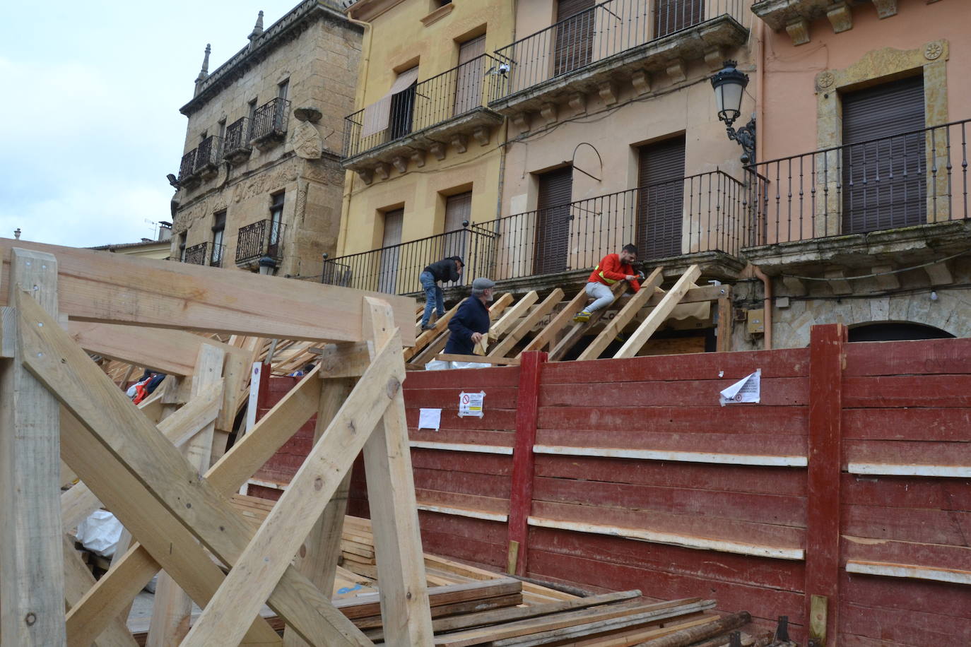 Los tablaos del Carnaval del Toro se alzan en Ciudad Rodrigo