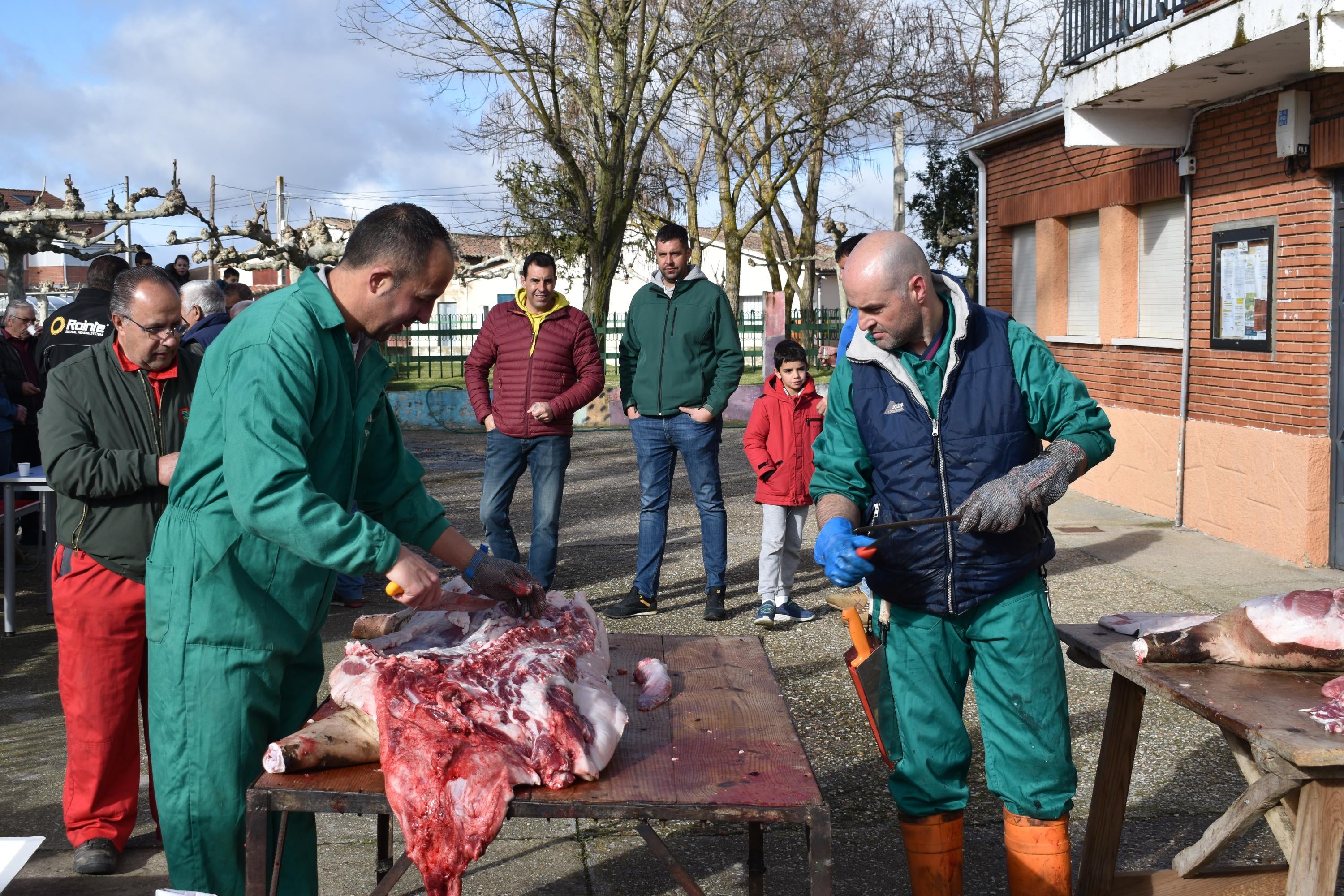 Los niños de Encinas de Abajo aprenden los pasos de la matanza