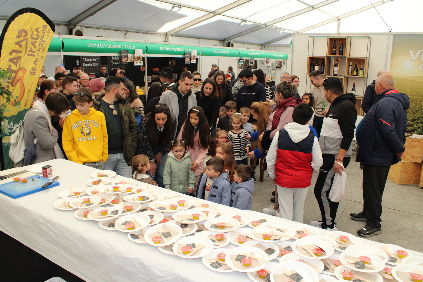 Guijuelo despide a lo grande su matanza típica