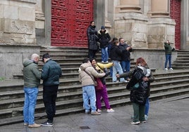 Turistas en el centro de Salamanca.