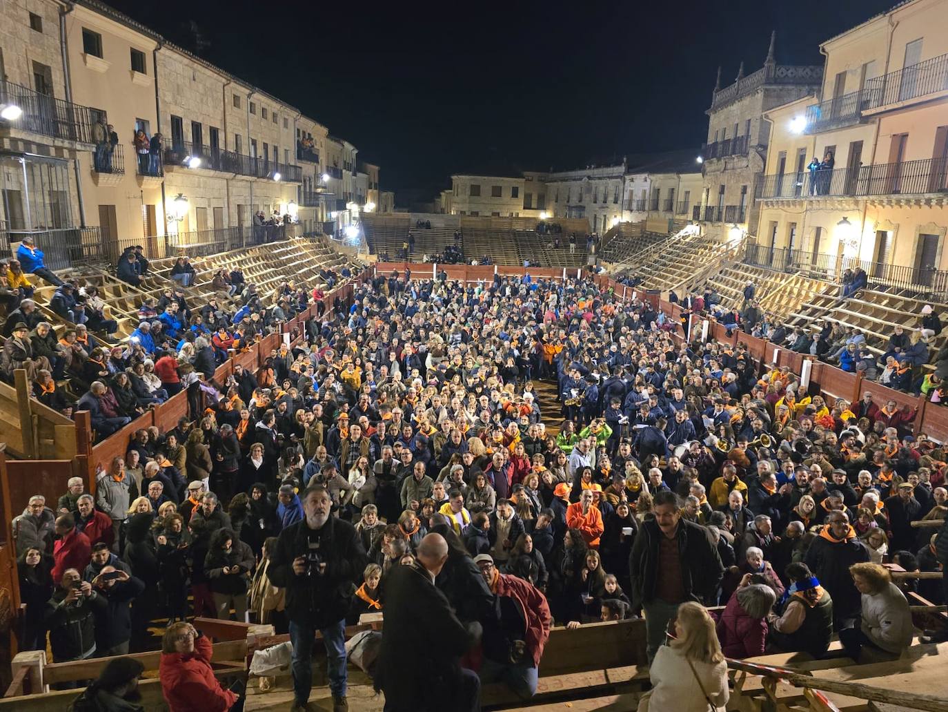 Rubén Amón llama a los &quot;irreductibles&quot; de la resistencia taurina en el Carnaval del Toro