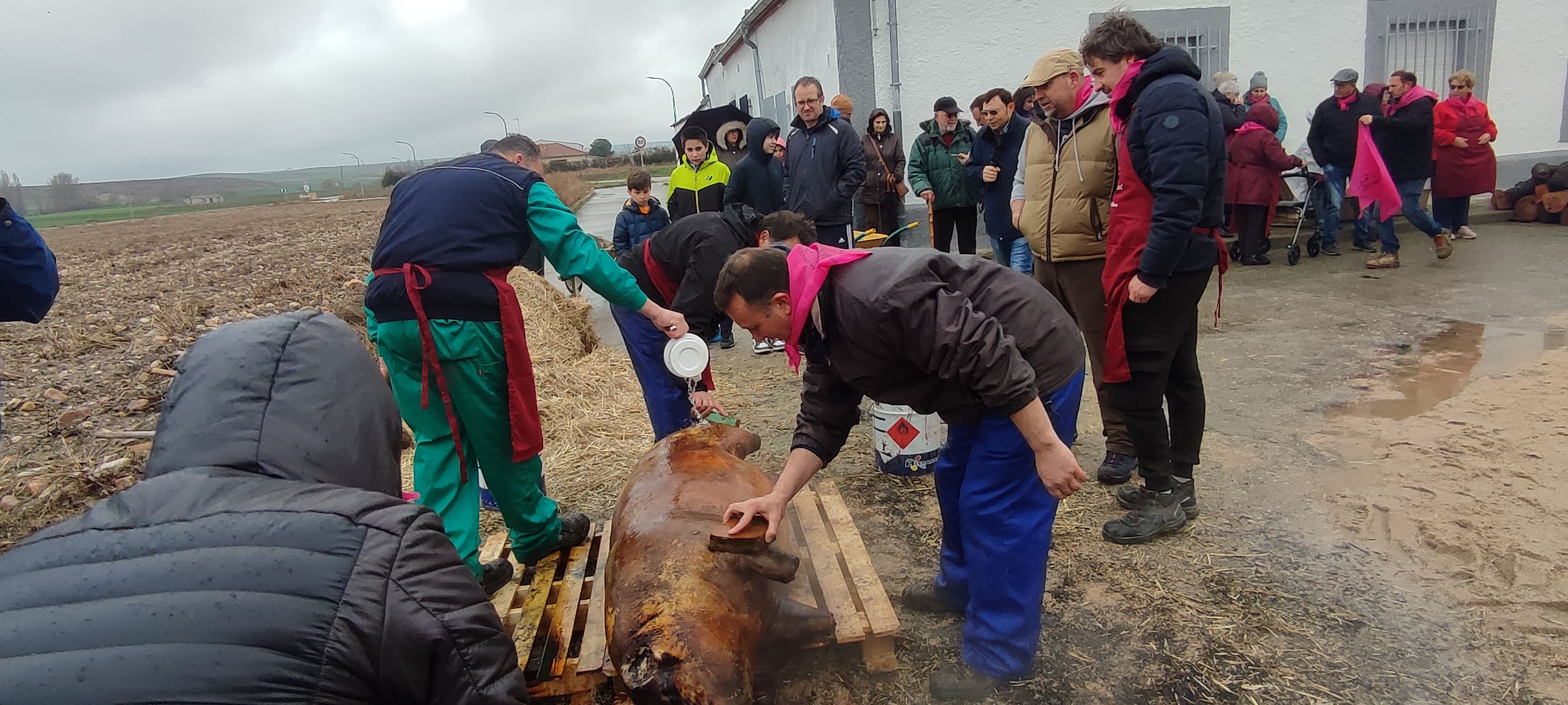 Destacada participación en la II matanza tradicional de Bóveda del Río Almar