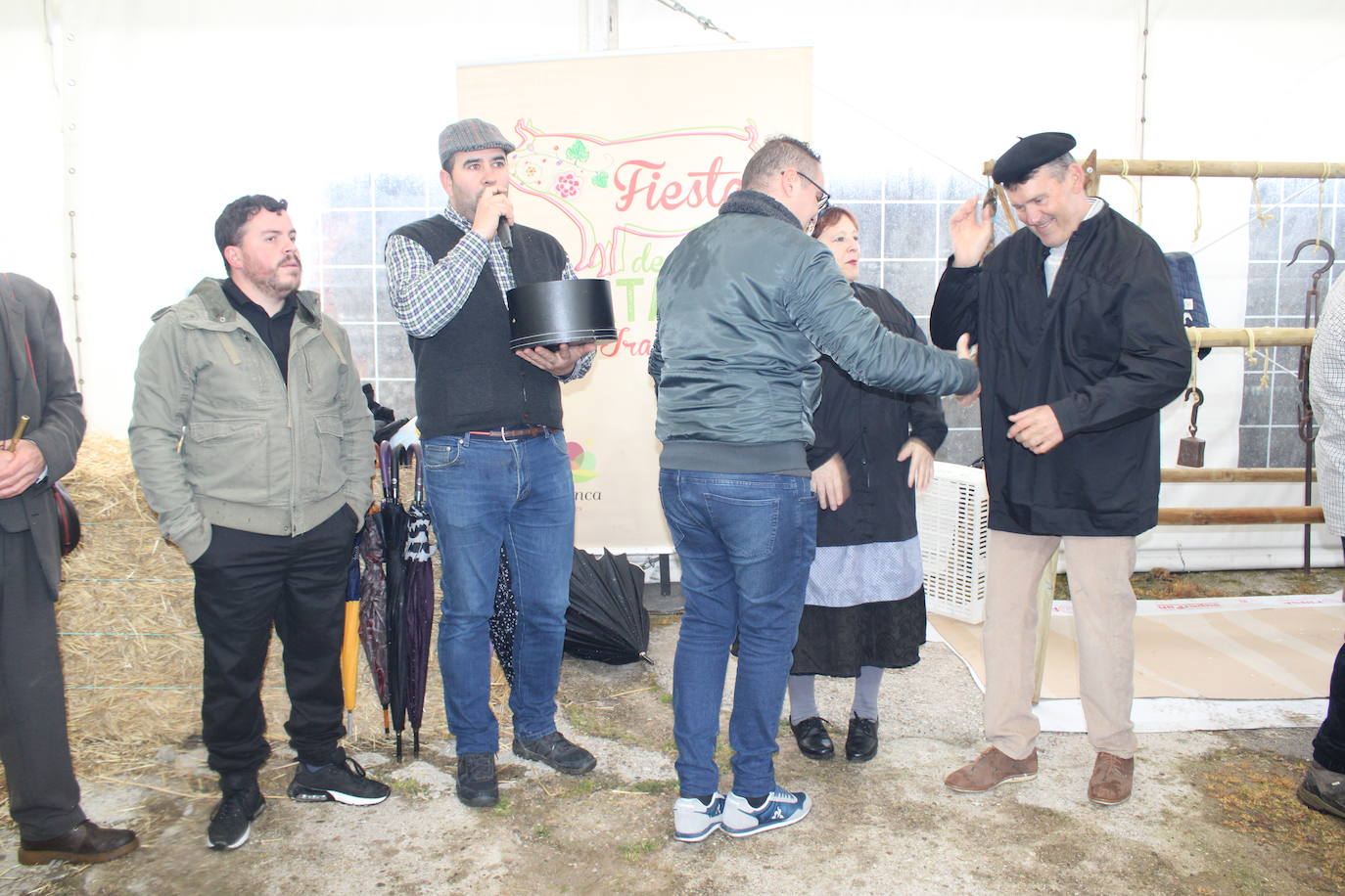 Peromingo disfruta de su fiesta matancera aún con lluvia