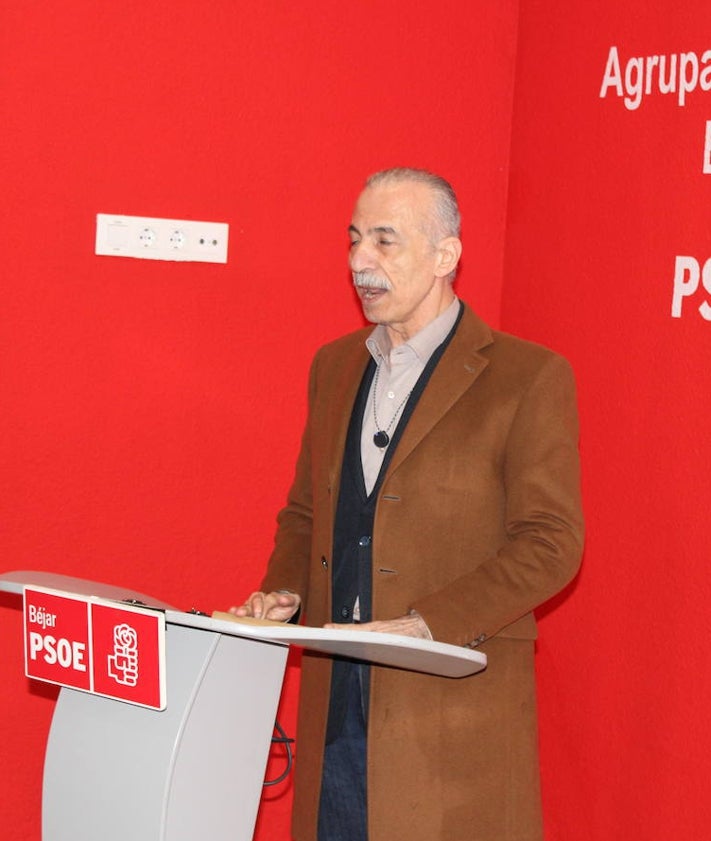 Imagen secundaria 2 - El PSOE de Béjar entrega el Premio a la Libertad al pueblo palestino