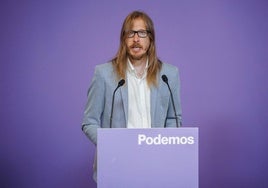 El secretario de Organización y Portavoz de Podemos, Pablo Fernández.