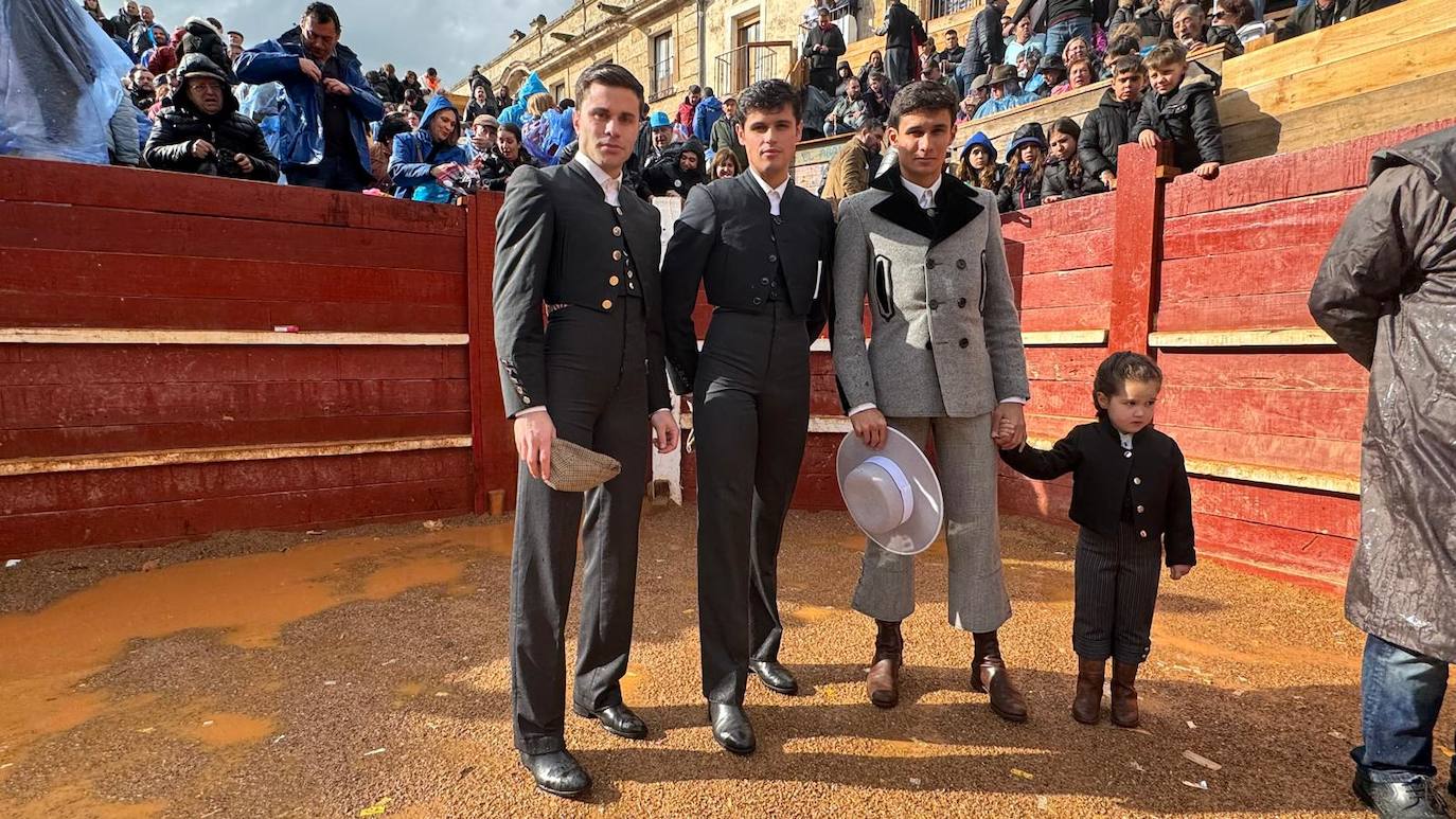 El último festival taurino del Carnaval del toro, en imágenes