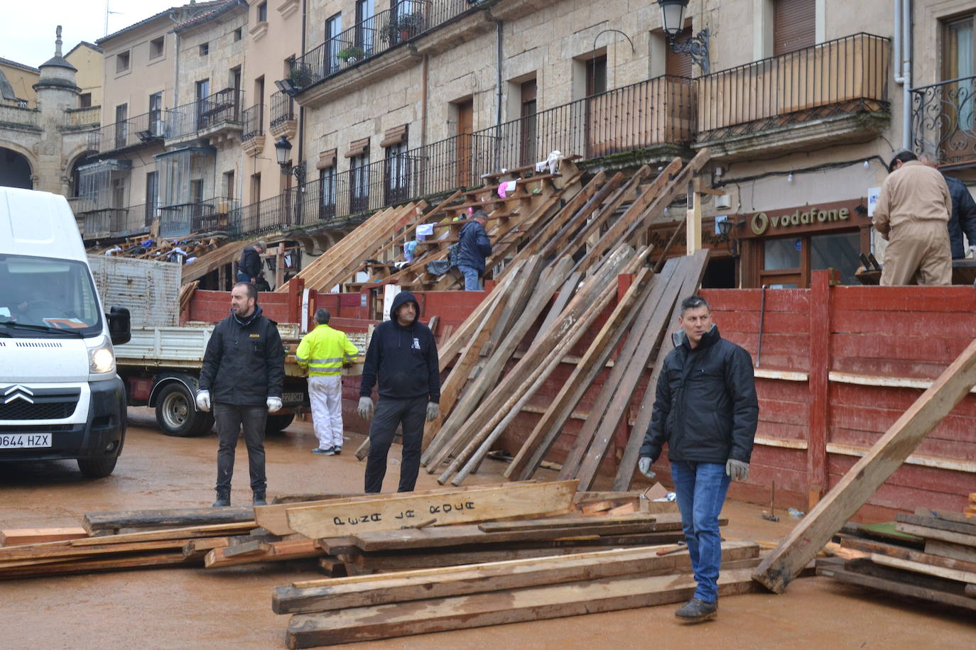 Los tablaos abandonan la Plaza Mayor de Ciudad Rodrigo