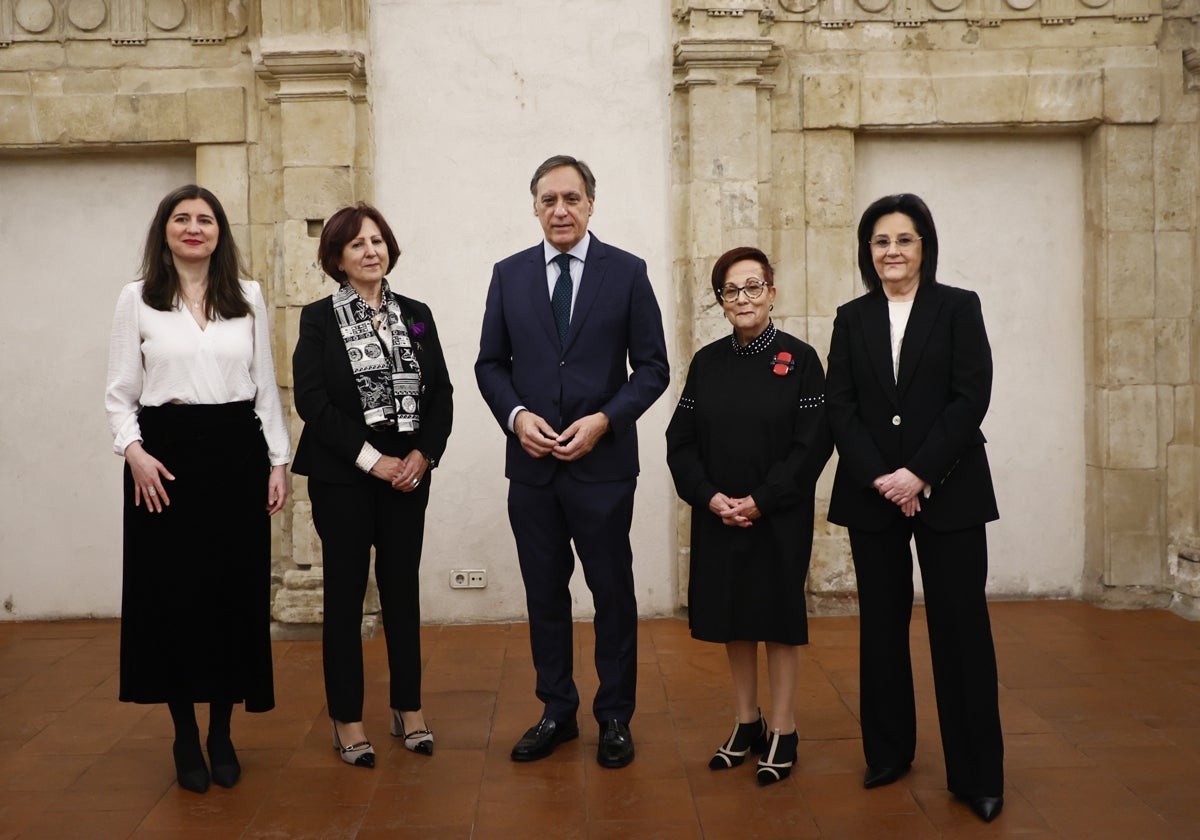 El recuerdo de las galardonadas a las mujeres que les dieron la vida