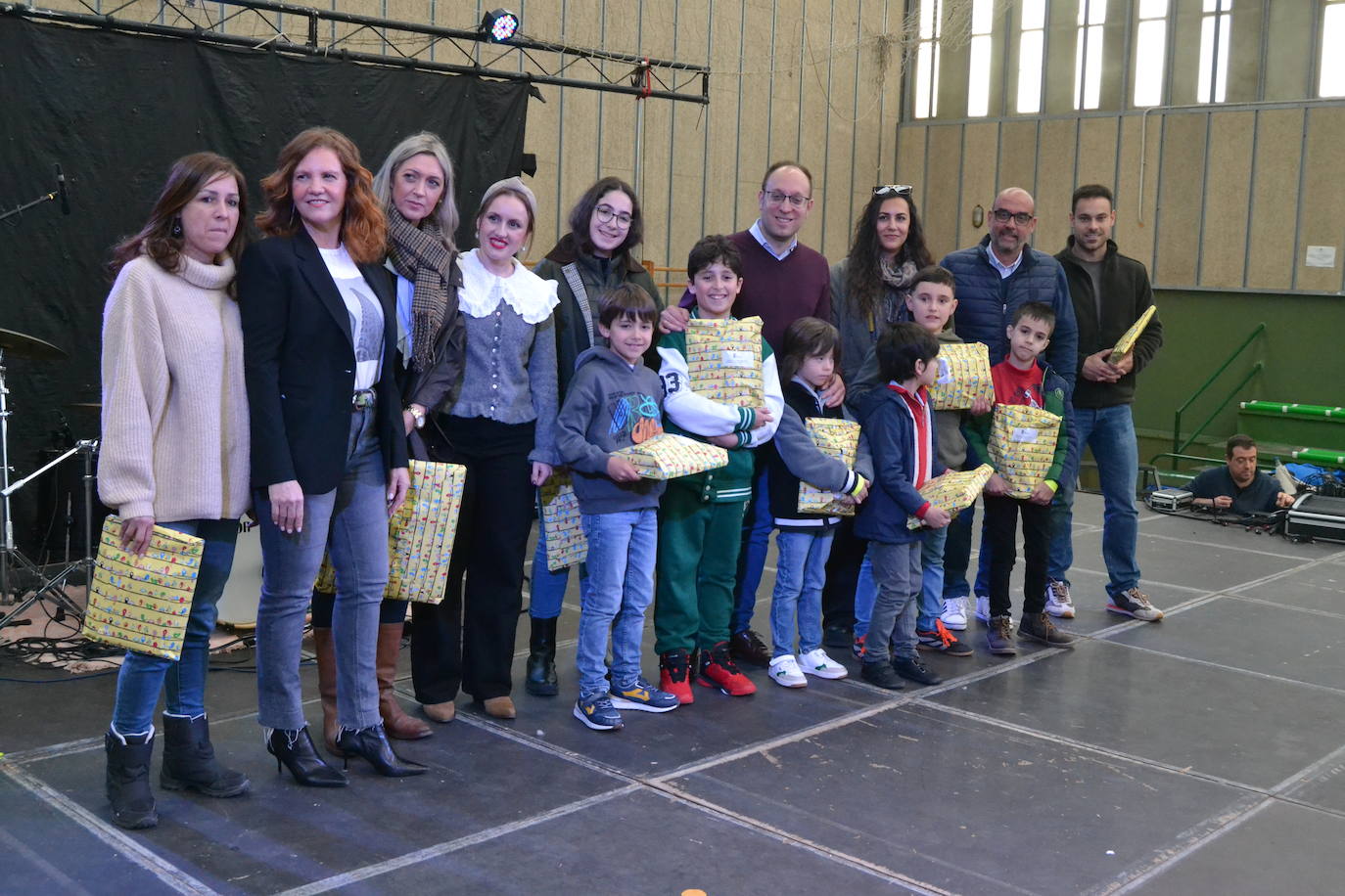 El Domingo de Piñata cierra el Carnaval del Toro