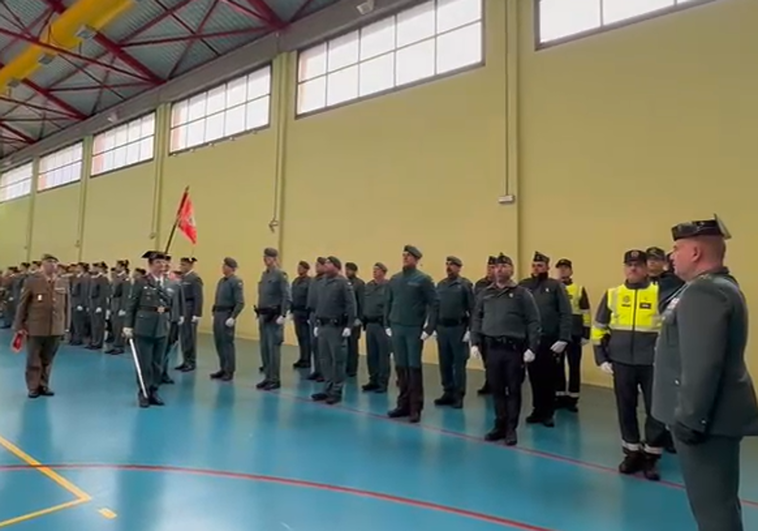 Acto oficial de entrega de mando al nuevo Jefe de la Comandancia.