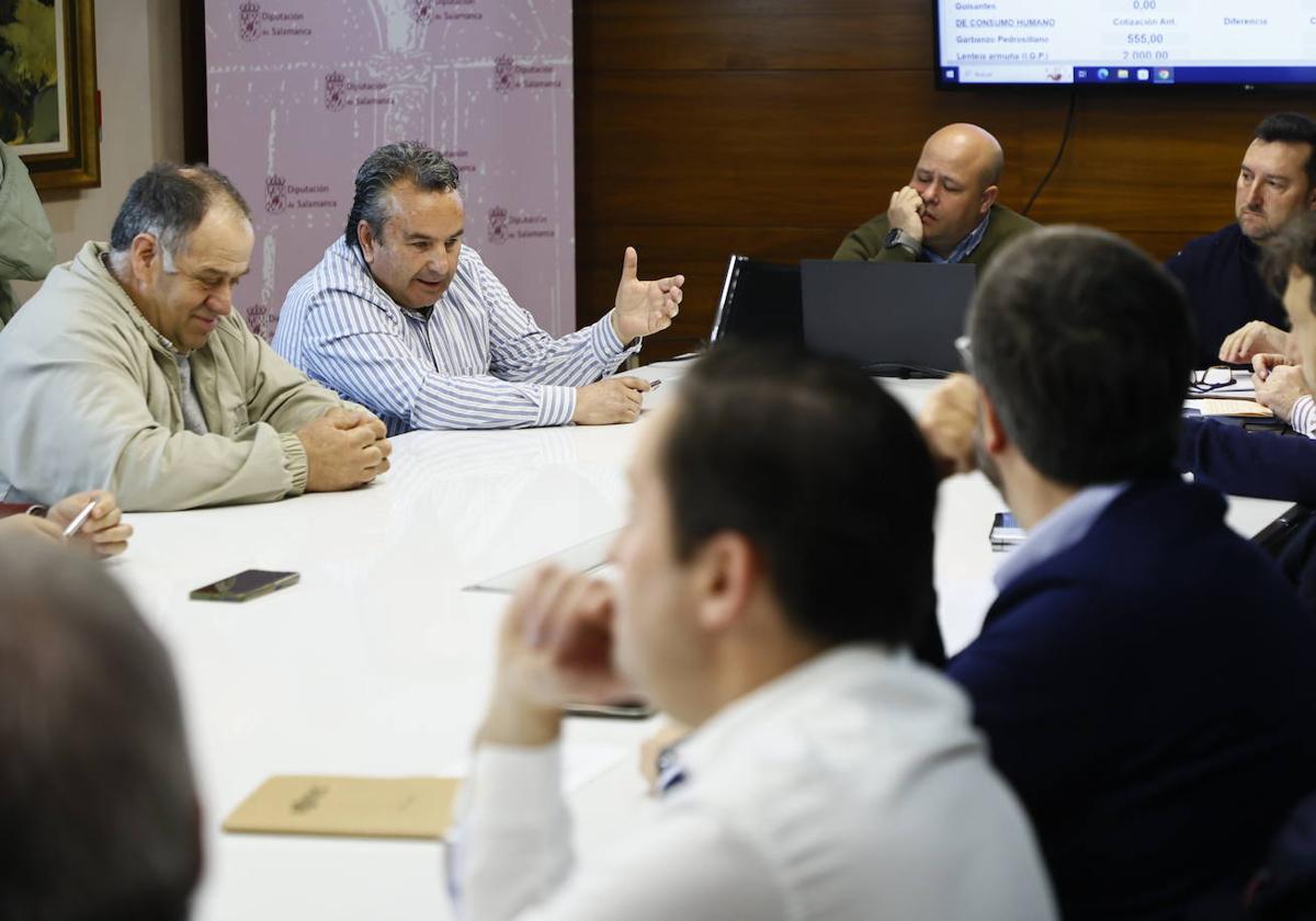 Debate del cereal en la Lonja de Salamanca.