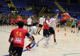 Imagen de un momento del partido disputado en Béjar