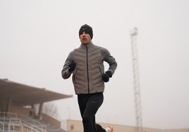 Álvaro de Arriba entrenándose en Las Pistas de atletismo.