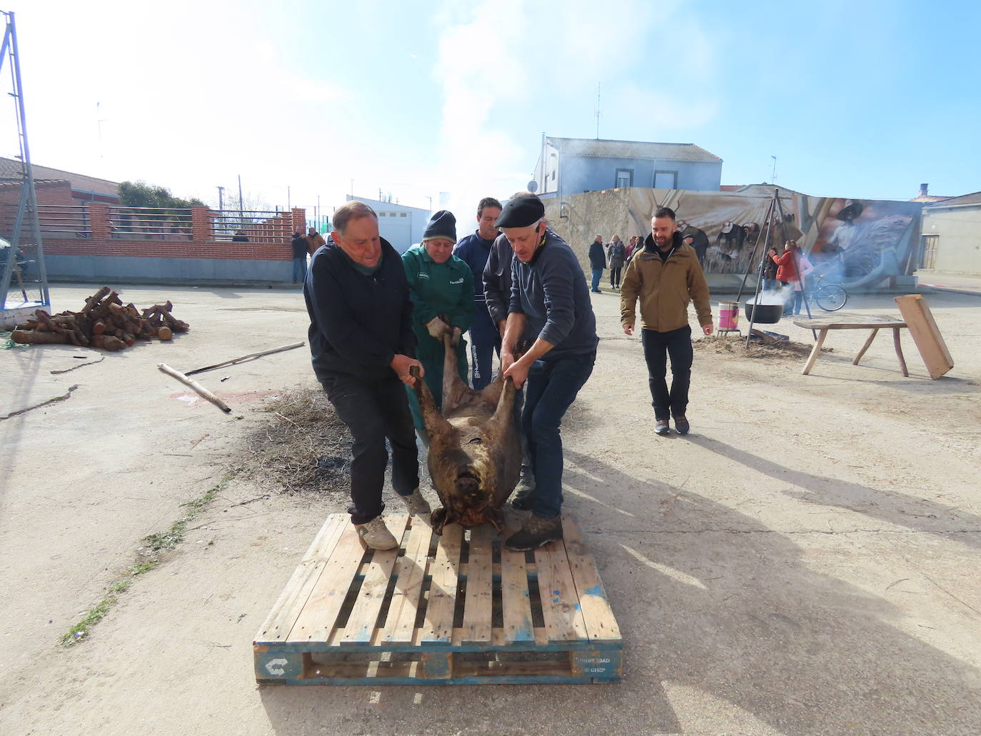 Más de 400 comensales en la fiesta de la Matanza tradicional de Tordillos