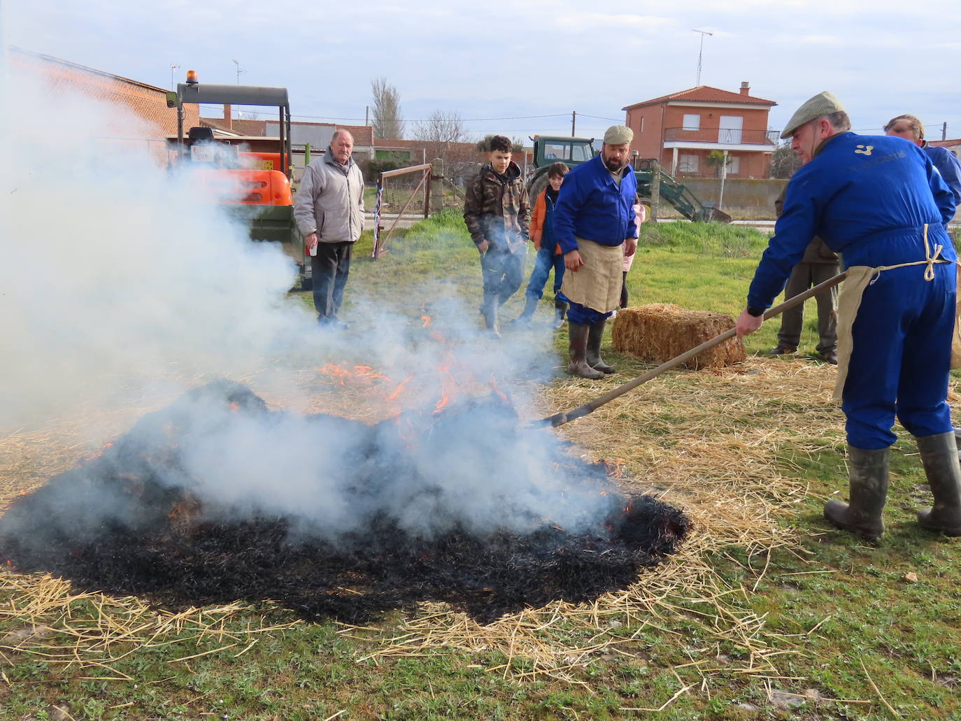 Cocido para celiacos en la X Matanza típica de Aldeaseca de la Frontera