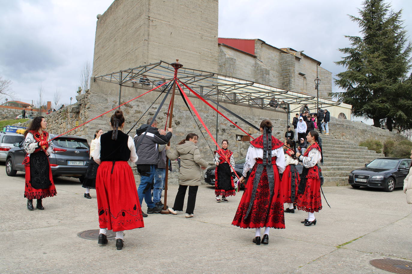 Valdefuentes de Sangusín disfruta de un animado fin de semana matancero