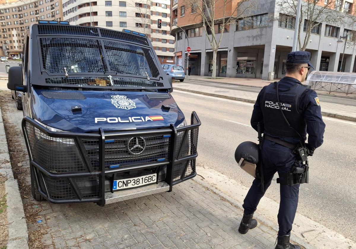 Imagen de un Policía Nacional en Valladolid.