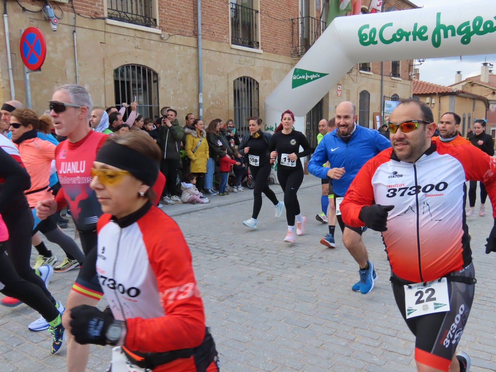 Carlos Rodríguez y María Pierna ganan la II Duatlón Cross Cantalpino 2025