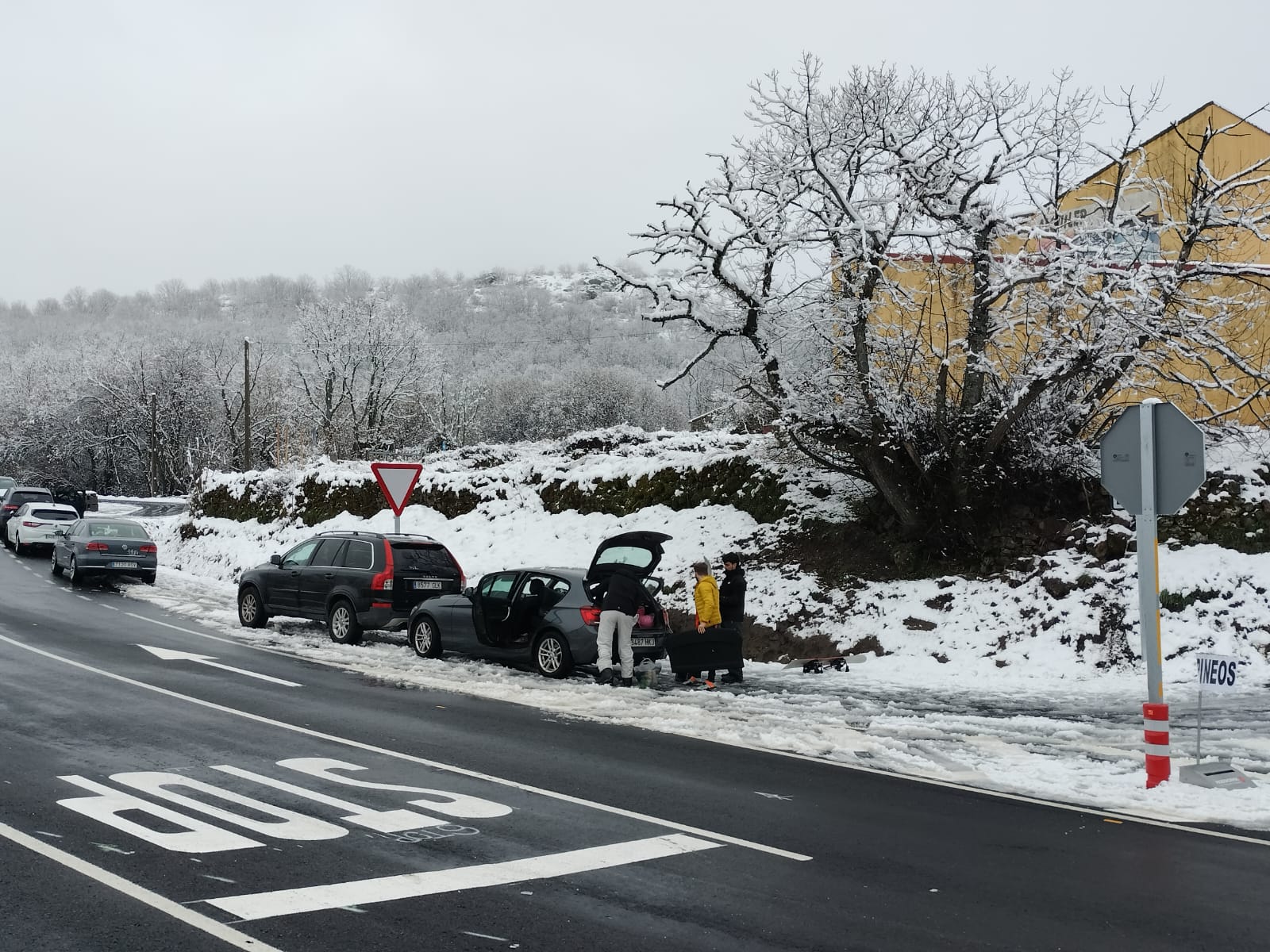 La nieve, protagonista en las carreteras de la provincia