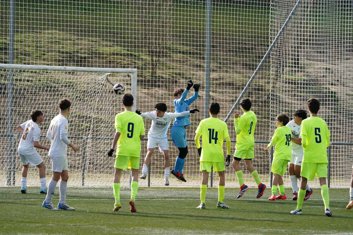 La jornada del fútbol base en Salamanca, en imágenes