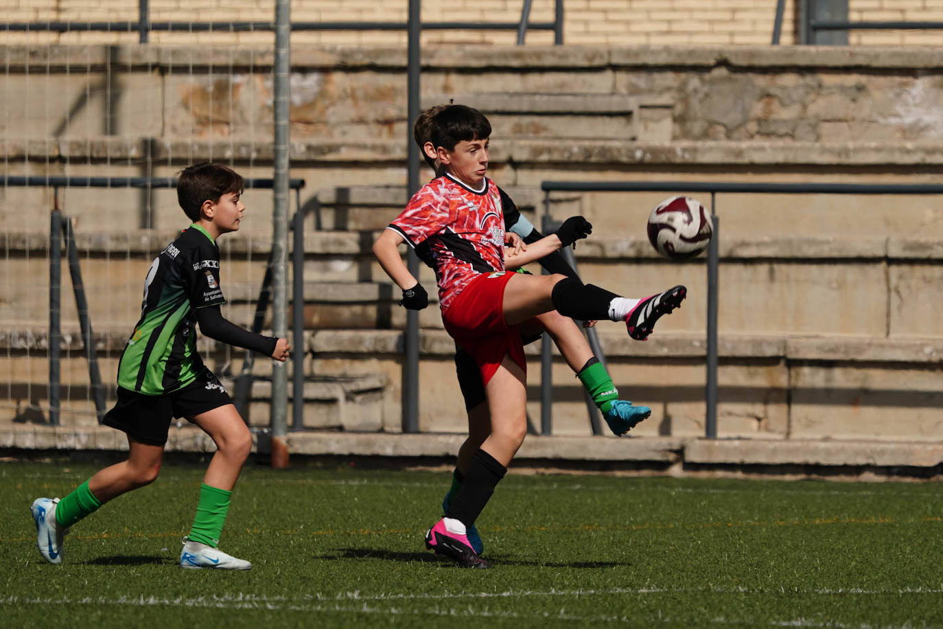 La jornada del fútbol base en Salamanca, en imágenes